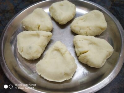 Vibrant Beetroot Chena Bites: A Healthy & Delicious Bengali Dessert - Plattershare - Recipes, food stories and food lovers Vibrant Beetroot Chena Bites: A Healthy & Delicious Bengali Dessert - Plattershare - Recipes, food stories and food lovers