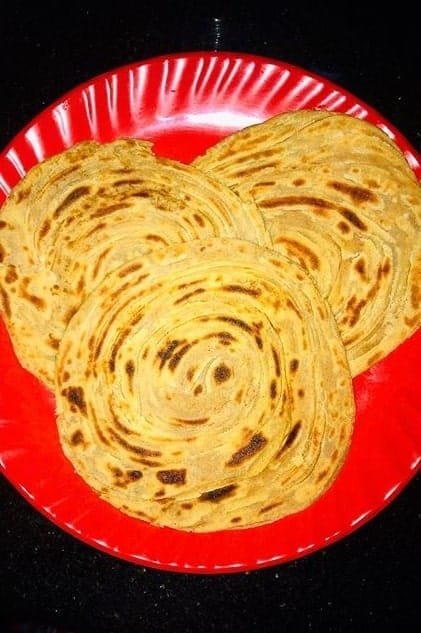 Kerala Wheat Parotta / Lachha Paratta - Plattershare - Recipes, Food Stories And Food Enthusiasts