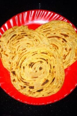 Flaky Kerala Wheat Parotta (Lachha Paratha): A Healthier Take on a Classic - Plattershare - Recipes, food stories and food lovers Flaky Kerala Wheat Parotta (Lachha Paratha): A Healthier Take on a Classic - Plattershare - Recipes, food stories and food lovers