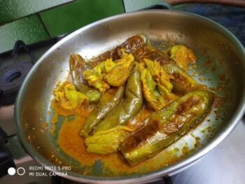 Brinjal With Pumpkin Flowers - Plattershare - Recipes, Food Stories And Food Enthusiasts