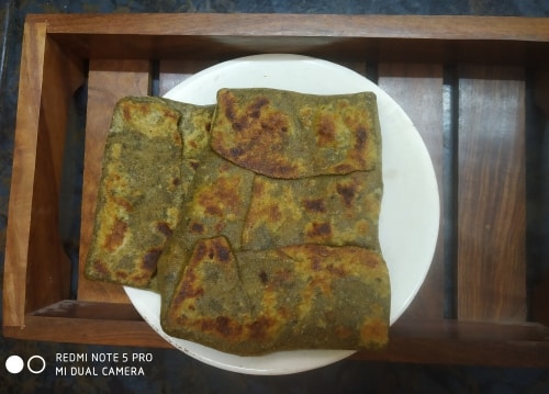 Mixed Veg Paratha - Plattershare - Recipes, food stories and food lovers