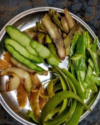 Vegetable Skins Paturi - Plattershare - Recipes, food stories and food lovers