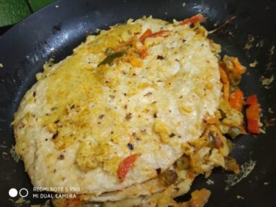 Cheesy Veggie-Stuffed Chapati: A Flavorful Indian Fusion - Plattershare - Recipes, food stories and food lovers Cheesy Veggie-Stuffed Chapati: A Flavorful Indian Fusion - Plattershare - Recipes, food stories and food lovers