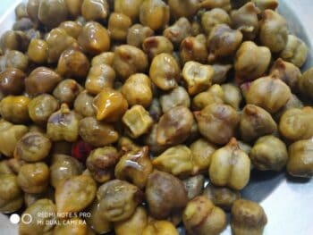 Green chana Beetroot Chaat - Plattershare - Recipes, food stories and food lovers