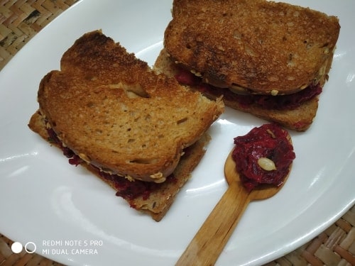 Tanduri Veggies Bread - Plattershare - Recipes, food stories and food lovers