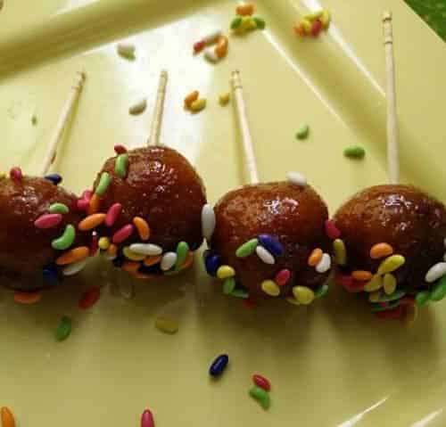 Instant Bread Gulab Jamun - Plattershare - Recipes, Food Stories And Food Enthusiasts