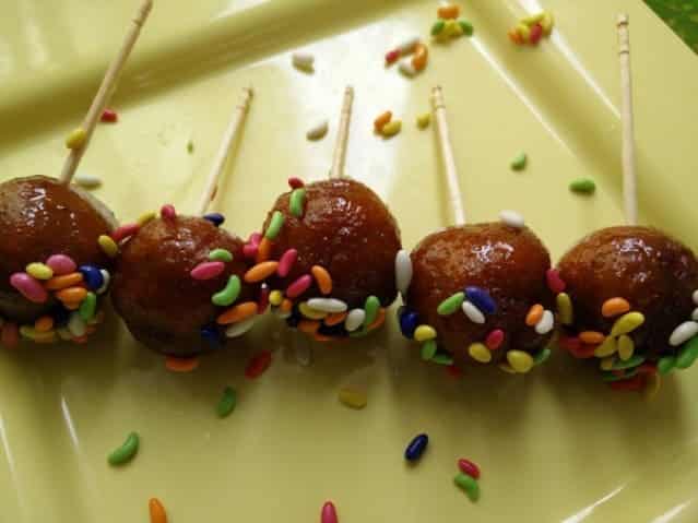 Instant Bread Gulab Jamun - Plattershare - Recipes, food stories and food lovers