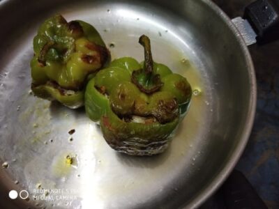 Savory Stuffed Bell Peppers (Bharwaan Shimla Mirch) - Plattershare - Recipes, food stories and food lovers Savory Stuffed Bell Peppers (Bharwaan Shimla Mirch) - Plattershare - Recipes, food stories and food lovers