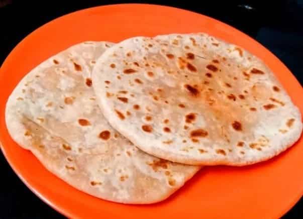 Schezwan Paratha - Plattershare - Recipes, Food Stories And Food Enthusiasts