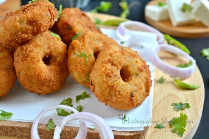 Aloo Paneer Rings - Plattershare - Recipes, food stories and food lovers