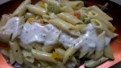 Pasta In White Sauce - Plattershare - Recipes, food stories and food lovers