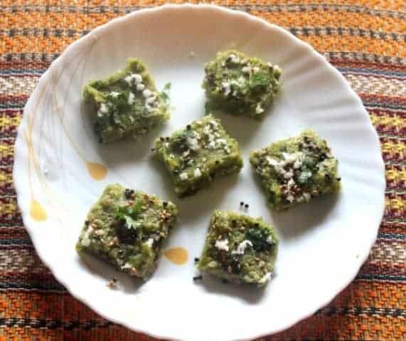 Spinach (Palak) Dhokha - Plattershare - Recipes, food stories and food lovers