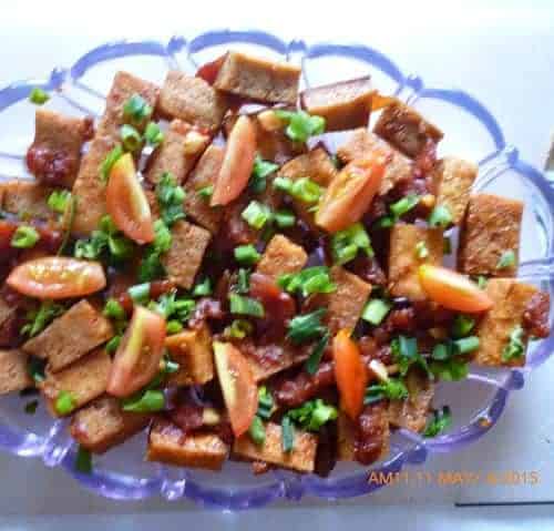 Fried Tofu In Tomato Sauce - Plattershare - Recipes, food stories and food enthusiasts