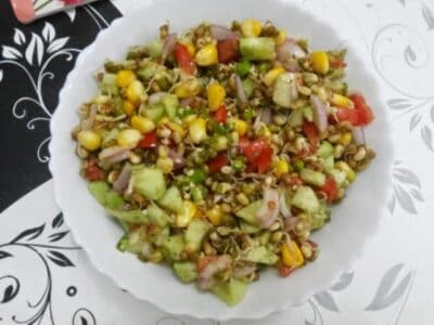 Vegetable Poha/Poha With Carrot,Corn And Green Peas - Plattershare - Recipes, food stories and food enthusiasts