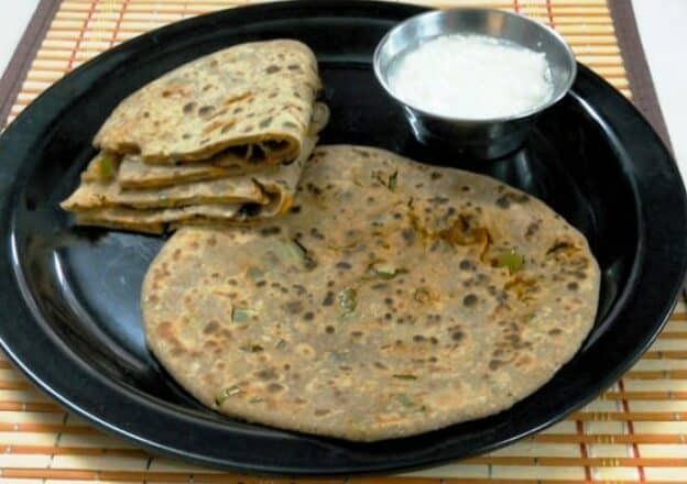 Carrot Capsicum Paratha - Plattershare - Recipes, Food Stories And Food Enthusiasts