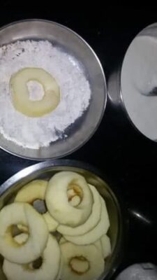 Apple Cinnamon Jalebi: A Delicious Fusion Dessert - Plattershare - Recipes, food stories and food lovers Apple Cinnamon Jalebi: A Delicious Fusion Dessert - Plattershare - Recipes, food stories and food lovers