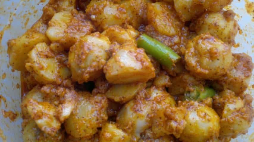 Instant Potato Pickle (Aloo Ka Achar) - Plattershare - Recipes, food stories and food lovers