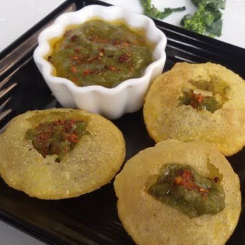 Makke De Golgappe. Sarson Ka Paani - Plattershare - Recipes, Food Stories And Food Enthusiasts