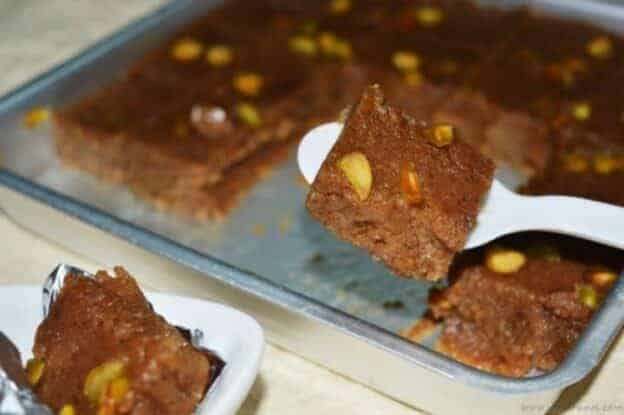 Oats And Dry Fruits Burfi (Sugar Free) - Plattershare - Recipes, Food Stories And Food Enthusiasts