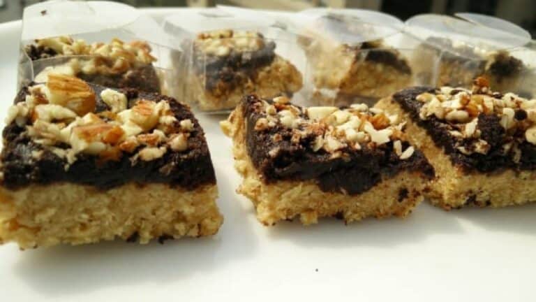 No Bake Chocolate Oats Squares - Plattershare - Recipes, food stories and food lovers