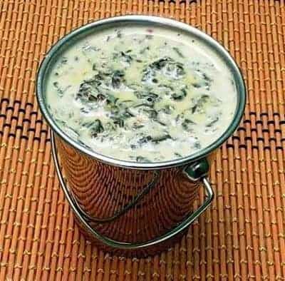 Keerai Puliserri (Creamy Spinach Buttermilk Gravy) - Plattershare - Recipes, food stories and food lovers