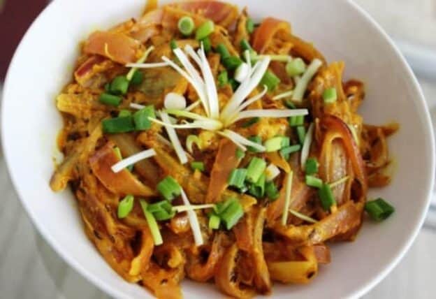Kande Ki Sabji (Onion Sabji) - Plattershare - Recipes, Food Stories And Food Enthusiasts
