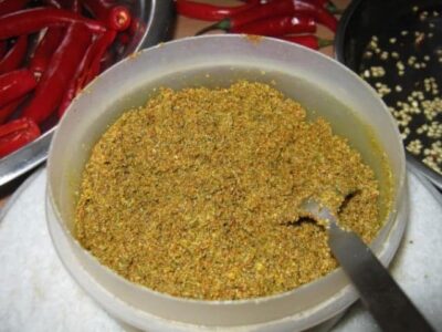 Fiery Kashmiri Red Chili Pickle (Lal Mirch ka Achar) - Plattershare - Recipes, food stories and food lovers Fiery Kashmiri Red Chili Pickle (Lal Mirch ka Achar) - Plattershare - Recipes, food stories and food lovers