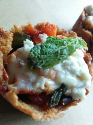 Savory Chia Seed Bread Cups with Roasted Vegetables - Plattershare - Recipes, food stories and food lovers Delicious savory chia seed bread cups filled with roasted vegetables and creamy cheese, perfect for.