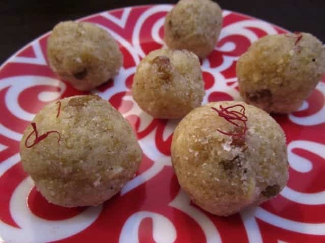 Quinoa Ladoos - Plattershare - Recipes, food stories and food lovers