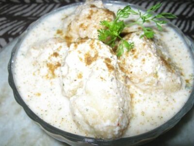 Dahi Pakodi / Lentil Balls Dipped In Curd - Plattershare - Recipes, food stories and food lovers