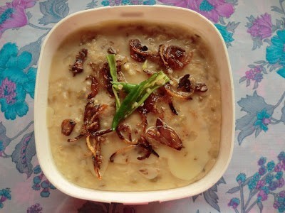 Moong Dal Ki Khichdi - Plattershare - Recipes, food stories and food lovers