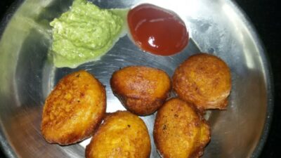 Sorghum (Milo) Fritters - Plattershare - Recipes, food stories and food lovers