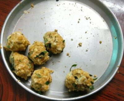 Savory Raw Banana Stuffed Paratha: A Delicious Twist on a Classic Indian Flatbread - Plattershare - Recipes, food stories and food lovers Savory Raw Banana Stuffed Paratha: A Delicious Twist on a Classic Indian Flatbread - Plattershare - Recipes, food stories and food lovers