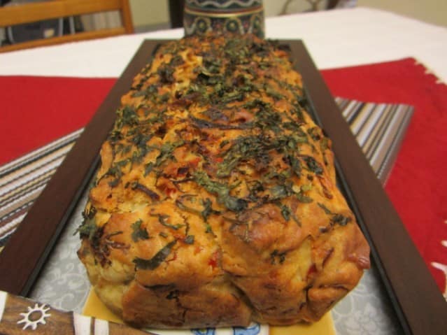 Savory Loaf Cakes: Cheese, Cashewnut And Bell Pepper Cake - Plattershare - Recipes, food stories and food lovers