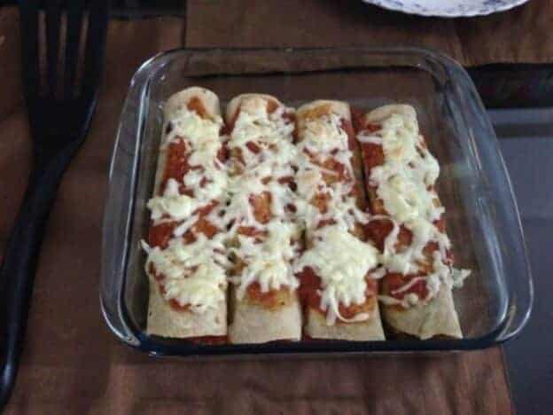 Mexican Bean Enchiladas - Plattershare - Recipes, Food Stories And Food Enthusiasts