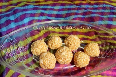 Sesame Seed Ladoos (Til Gul Ladoo) for Sankranti - Plattershare - Recipes, food stories and food lovers Sesame Seed Ladoos (Til Gul Ladoo) for Sankranti - Plattershare - Recipes, food stories and food lovers