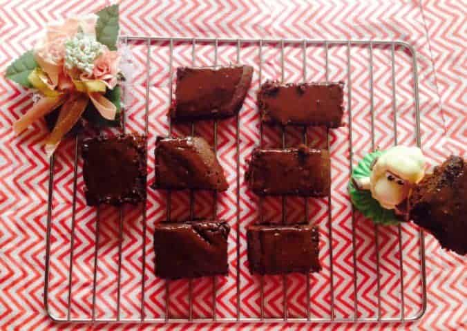 Chocolate Brownies With Coconut Flower Nectar - Plattershare - Recipes, food stories and food lovers
