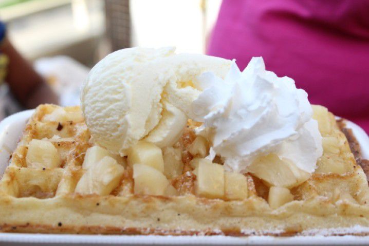 Waffles For Days: For When You Are Craving A Filling Dessert - Plattershare - Recipes, food stories and food lovers