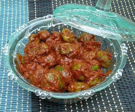 Perfect Maavadu Recipe (Baby Raw Mangoes In Red Chilli Gravy) - Plattershare - Recipes, Food Stories And Food Enthusiasts