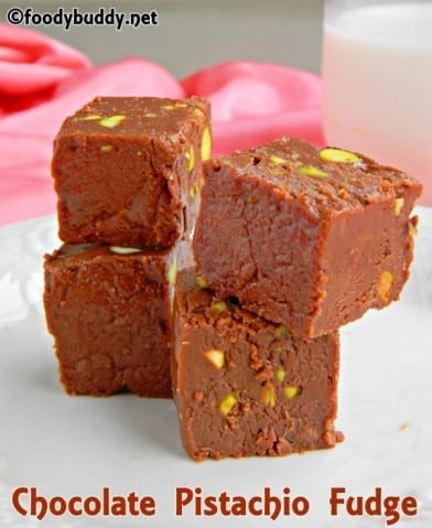 Microwave Chocolate Pistachio Fudge Recipe - Plattershare - Recipes, Food Stories And Food Enthusiasts