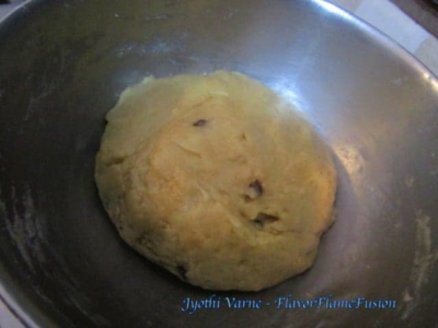 Deepika Padukone Inspired Chunky Chocolate Chip Vanilla Cookies - Plattershare - Recipes, food stories and food lovers Deepika Padukone Inspired Chunky Chocolate Chip Vanilla Cookies - Plattershare - Recipes, food stories and food lovers