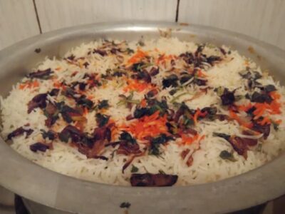 Fragrant Vegetable Biryani: A Step-by-Step Recipe - Plattershare - Recipes, food stories and food lovers Fragrant Vegetable Biryani: A Step-by-Step Recipe - Plattershare - Recipes, food stories and food lovers