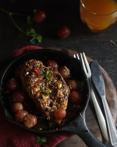 Mediterranean Spiced Chicken With Muscato Grapes - Plattershare - Recipes, Food Stories And Food Enthusiasts