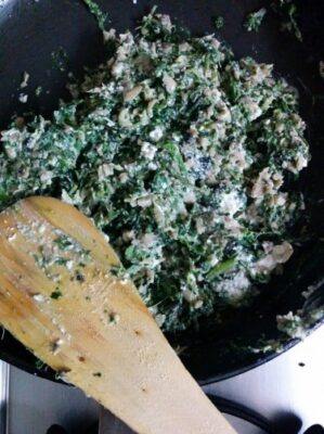 Homemade Spinach and Ricotta Ravioli with Creamy Pumpkin Sauce - Plattershare - Recipes, food stories and food lovers Homemade Spinach and Ricotta Ravioli with Creamy Pumpkin Sauce - Plattershare - Recipes, food stories and food lovers