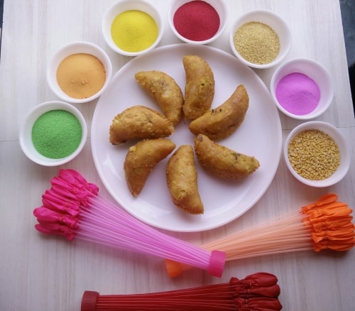 Gujiya With A Twist - Plattershare - Recipes, food stories and food enthusiasts