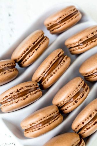 Macarons, The Most Magical And Fashionable Desserts Ever - Plattershare - Recipes, food stories and food lovers