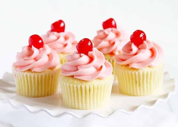 Reasons To Get Freshly Baked Cupcakes - Plattershare - Recipes, Food Stories And Food Enthusiasts