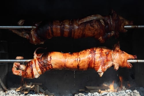 Why Hog Roasts Are Not Quite As Modern As You Might Think - Plattershare - Recipes, food stories and food lovers