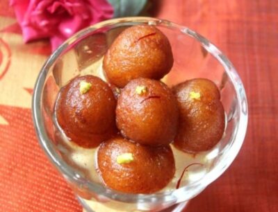 Soft & Spongy Gulab Jamun: An Authentic Indian Dessert Recipe - Plattershare - Recipes, food stories and food lovers Soft & Spongy Gulab Jamun: An Authentic Indian Dessert Recipe - Plattershare - Recipes, food stories and food lovers