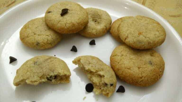 Whole Wheat Choco Chips Eggless Cookies Recipe With Philips Airfryer - Plattershare - Recipes, food stories and food lovers